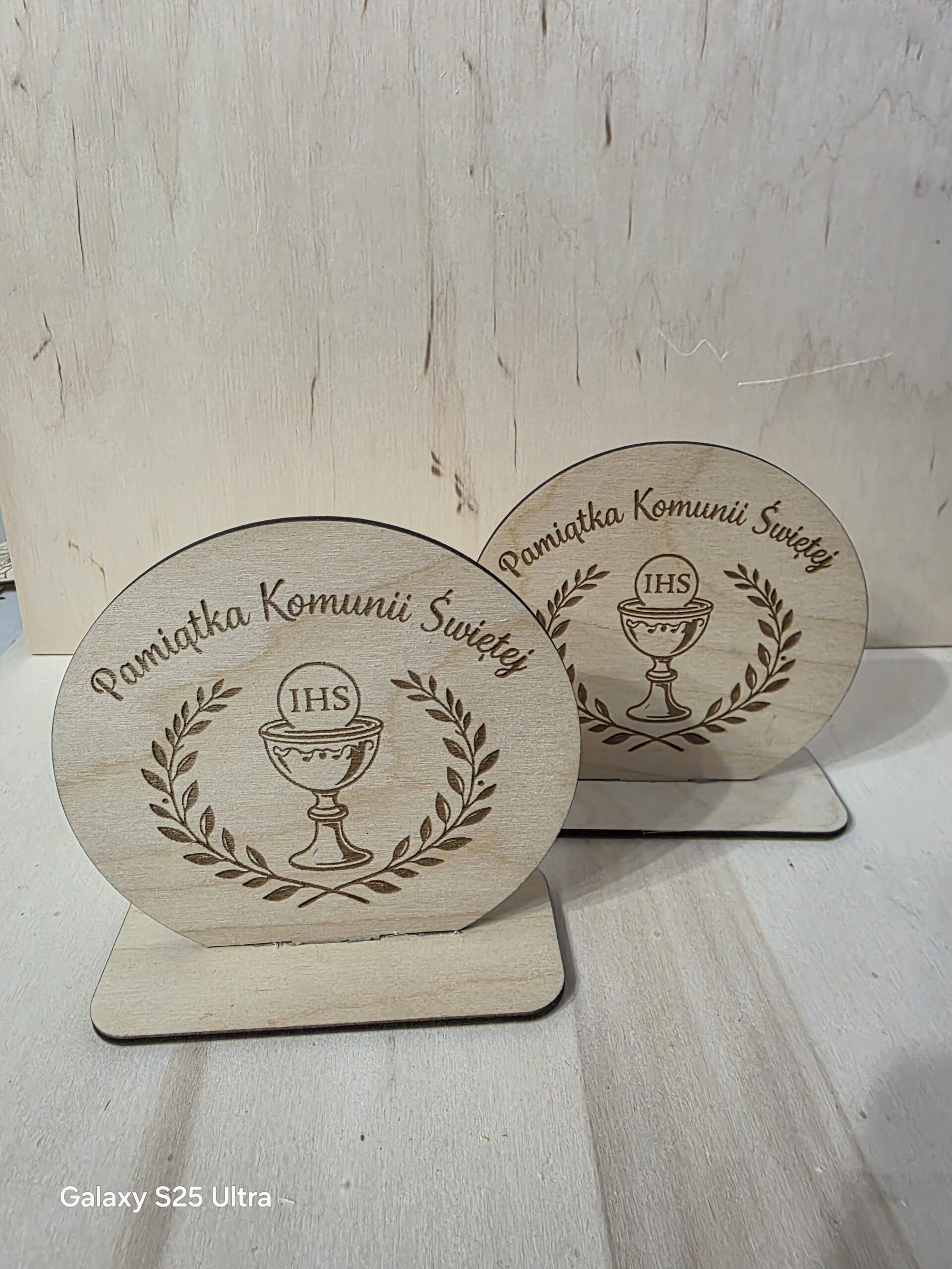 Pamiątka Pierwszej Komunii Świętej – drewniana, grawerowana - obrazek 3